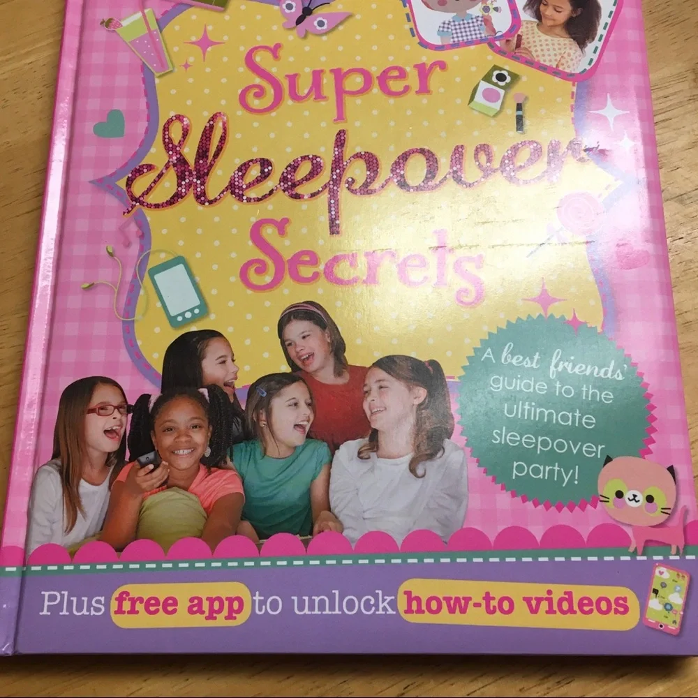 Slumber Party Secrets Girls Sleeper Fun Set